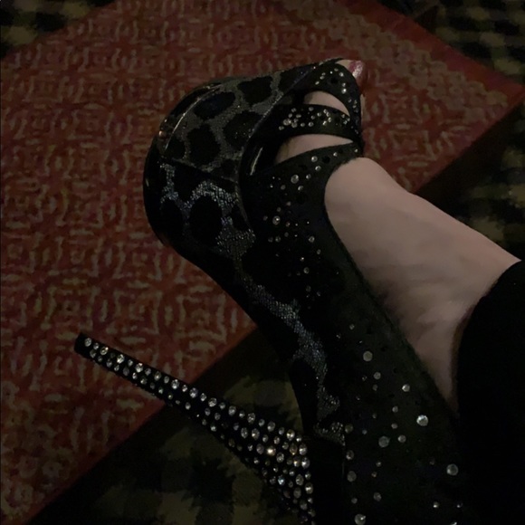 Meet your Posher, Pamela - Picture 7 of 16